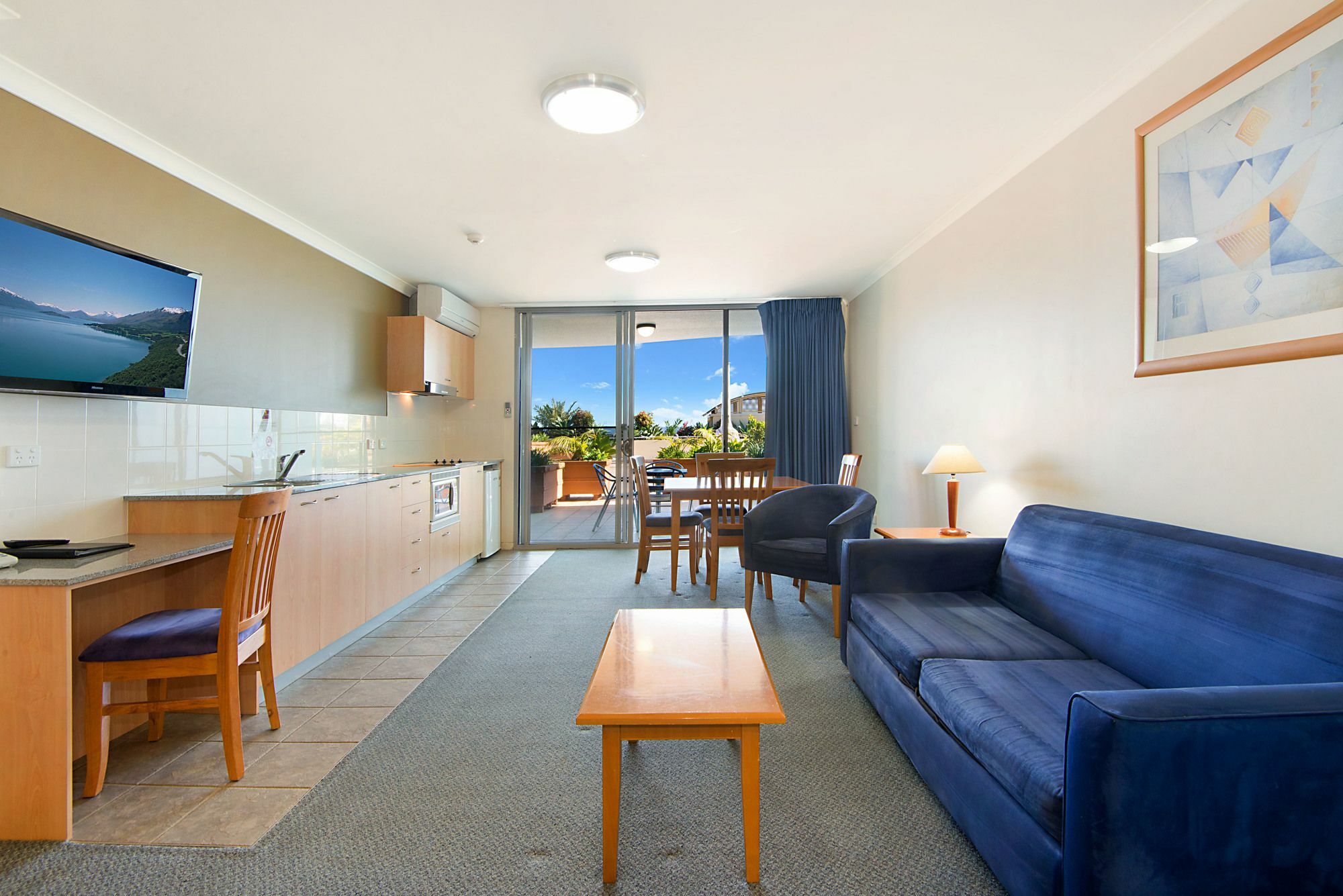 Aparthotel Nesuto The 3*